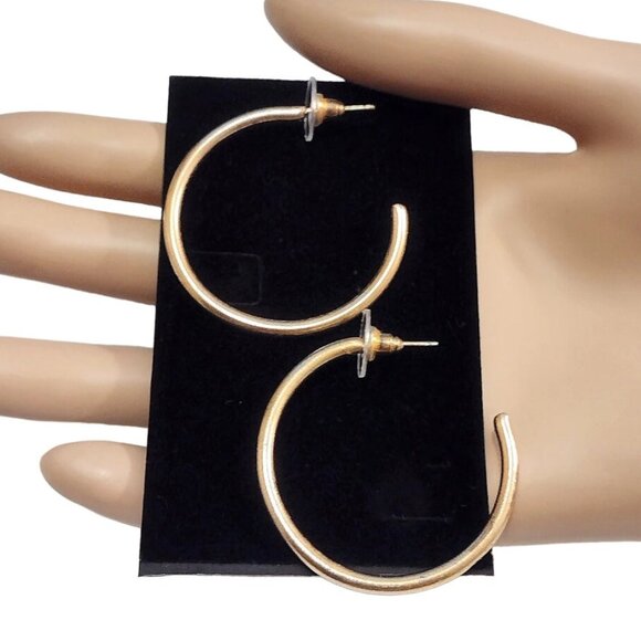 1 1/2 Inch 40mm Open End Hoop Pierced Post Earrings Gold Tone - Picture 3 of 5